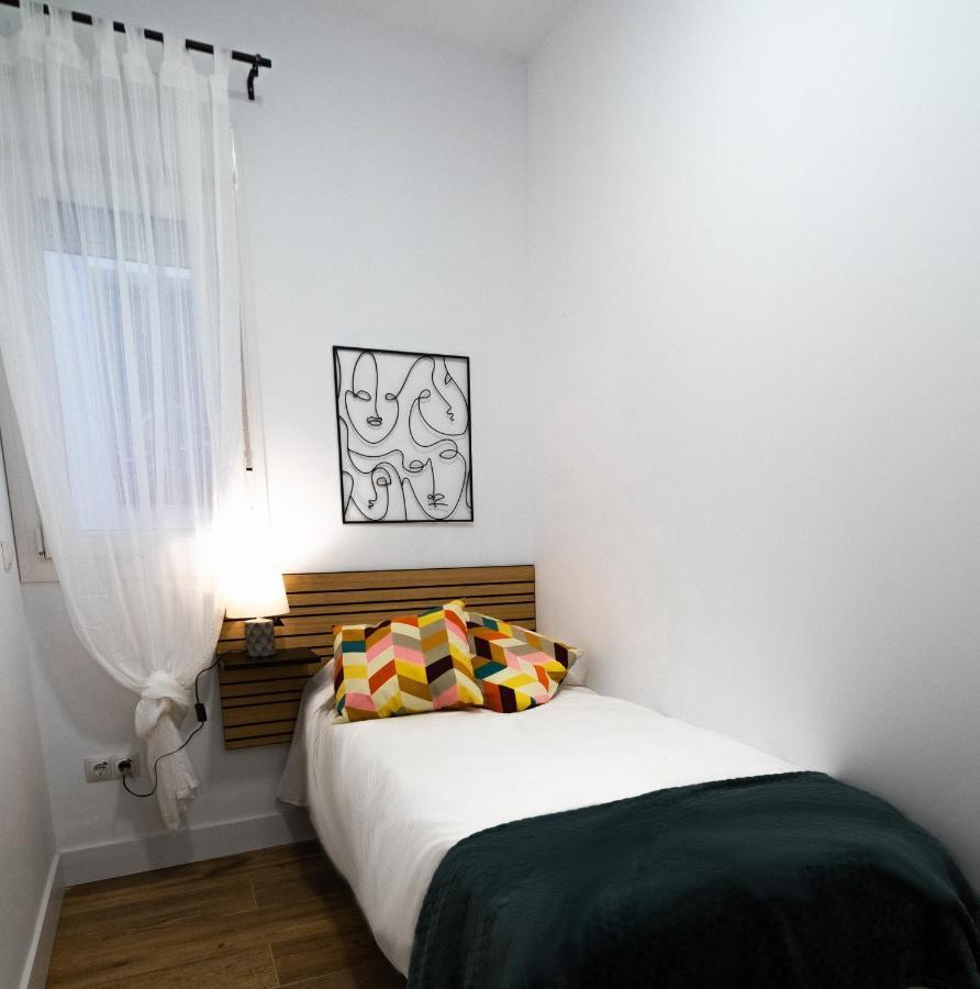 Appartamento 2 A 6 Pax Museos Y Ronda De Atocha Madrid Esterno foto