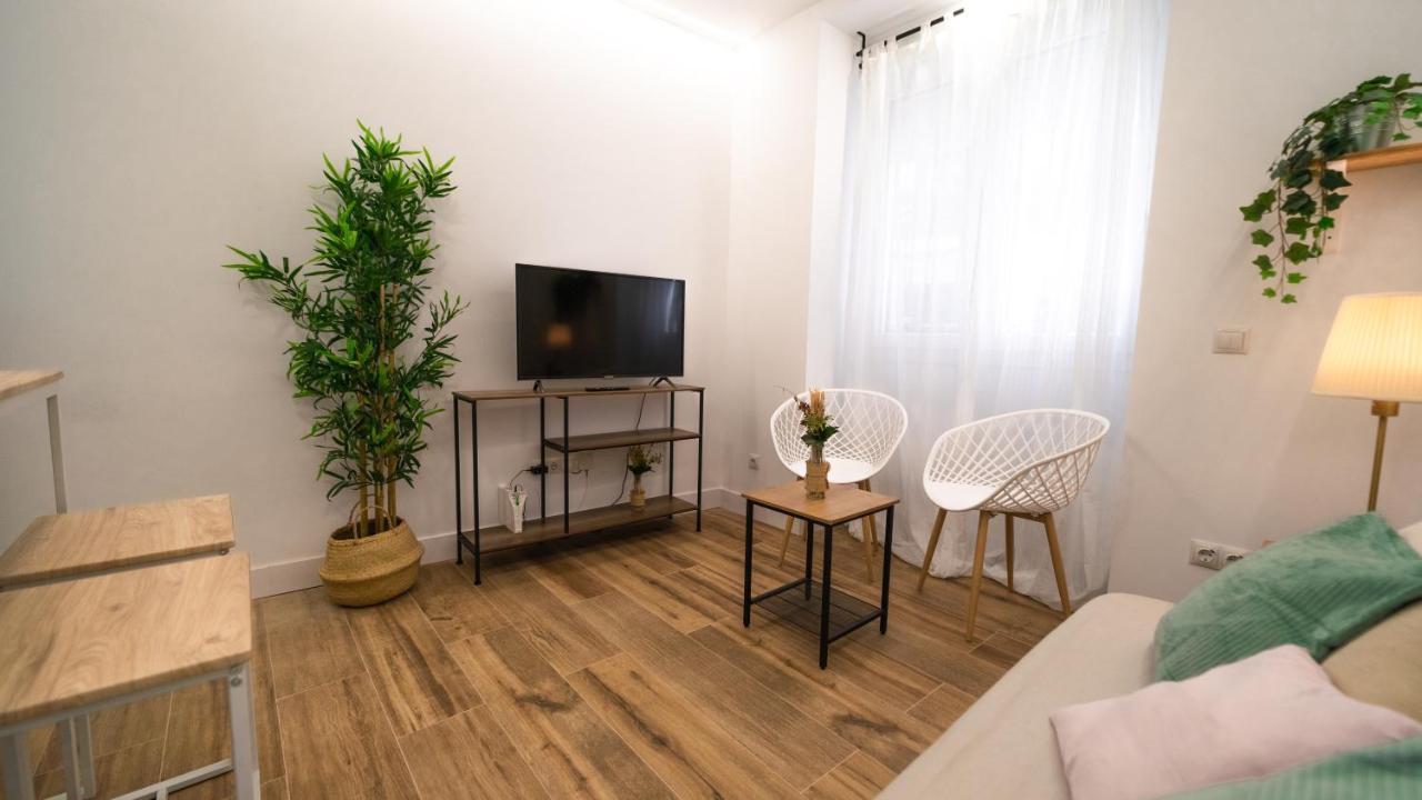 Appartamento 2 A 6 Pax Museos Y Ronda De Atocha Madrid Esterno foto