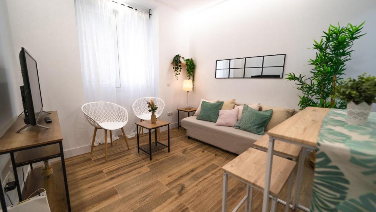 Appartamento 2 A 6 Pax Museos Y Ronda De Atocha Madrid Esterno foto